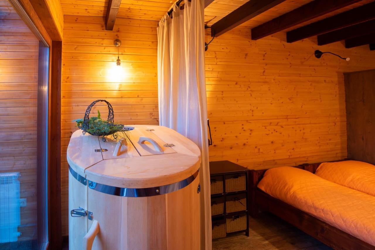 Pinus Villas Lodge With Private Jacuzzi & Phyto-Sauna Retreat Zheleznitsa Dış mekan fotoğraf