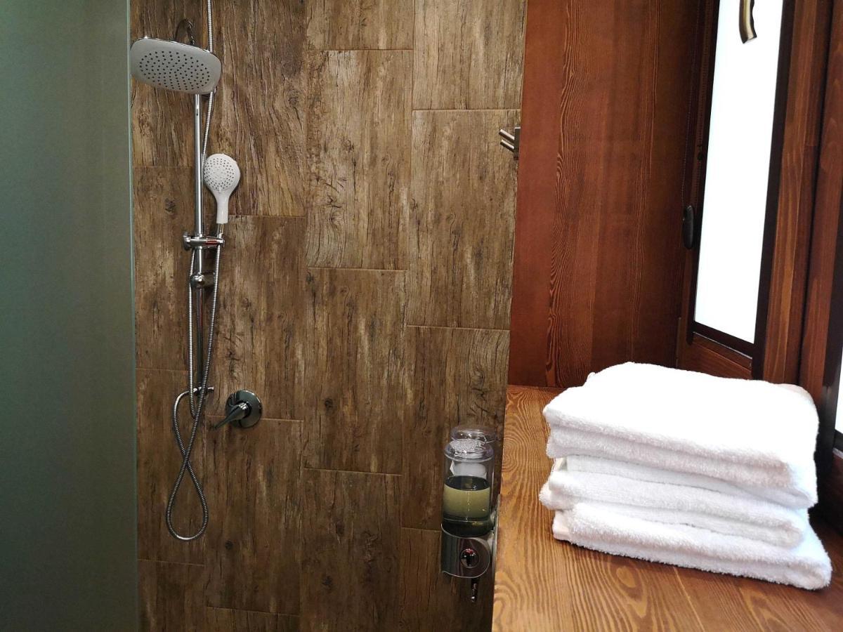 Pinus Villas Lodge With Private Jacuzzi & Phyto-Sauna Retreat Zheleznitsa Dış mekan fotoğraf