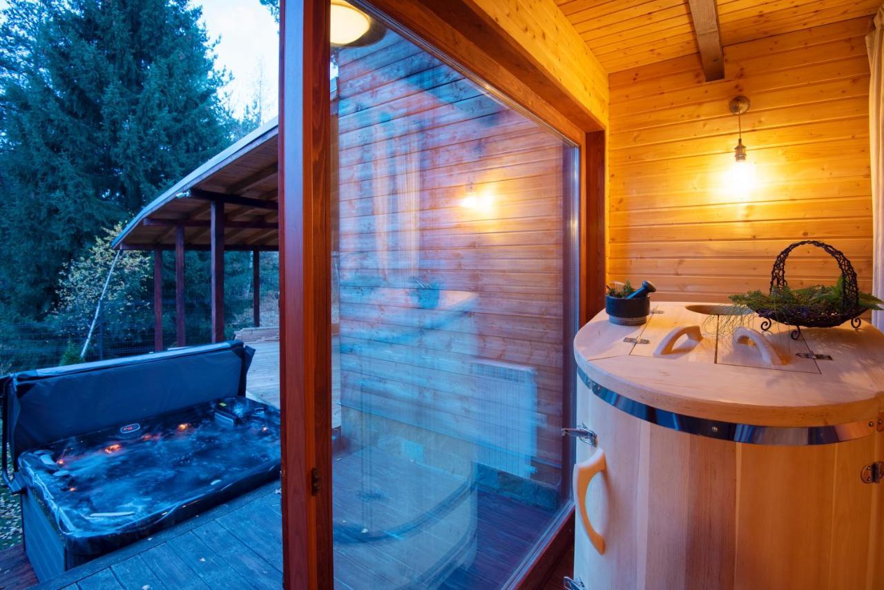 Pinus Villas Lodge With Private Jacuzzi & Phyto-Sauna Retreat Zheleznitsa Dış mekan fotoğraf