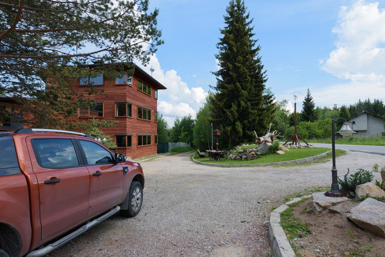 Pinus Villas Lodge With Private Jacuzzi & Phyto-Sauna Retreat Zheleznitsa Dış mekan fotoğraf